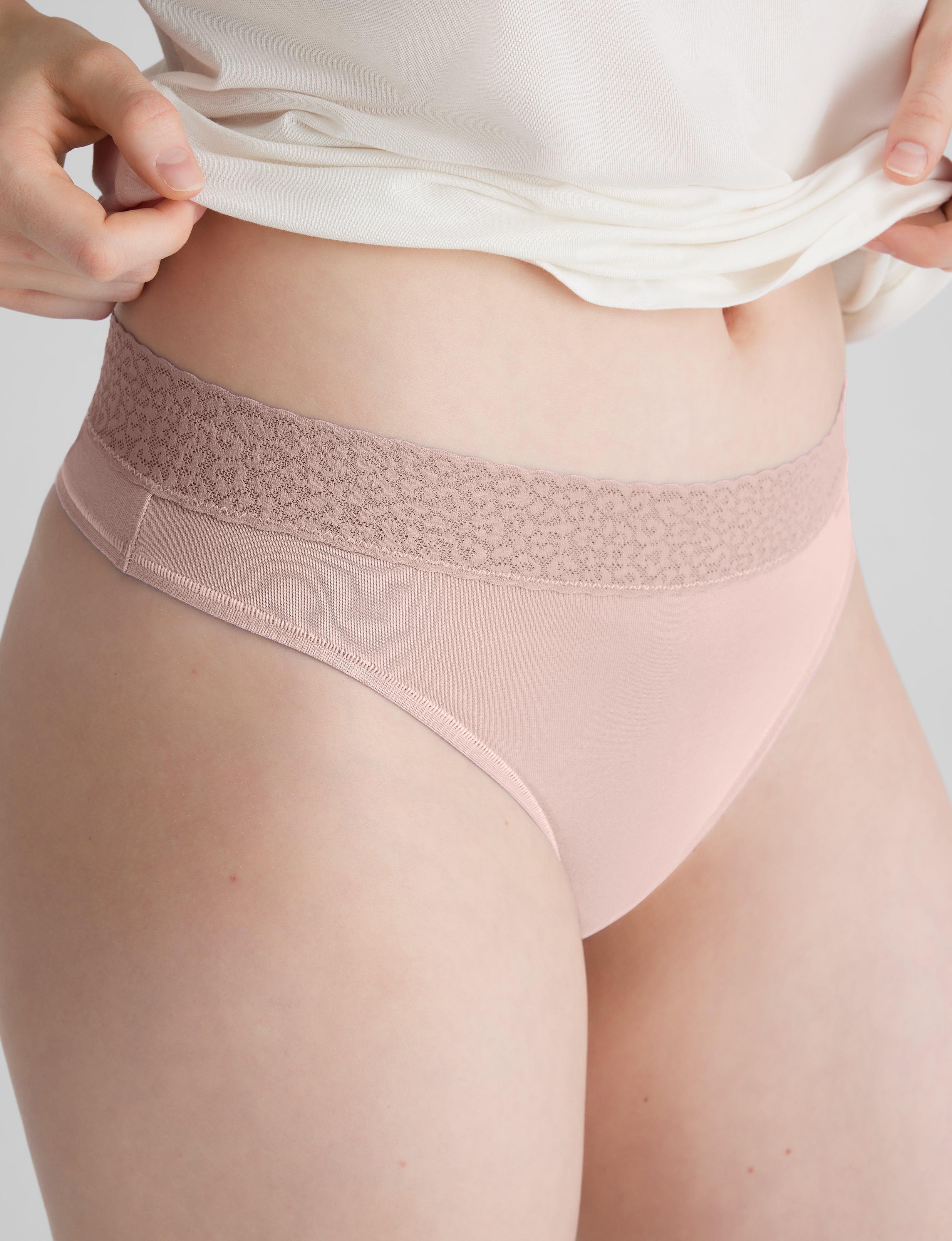 Women's Second Skin Thong, Lace Waist